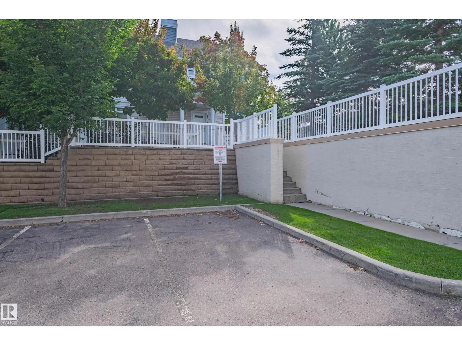 #124 1804 70 ST SW