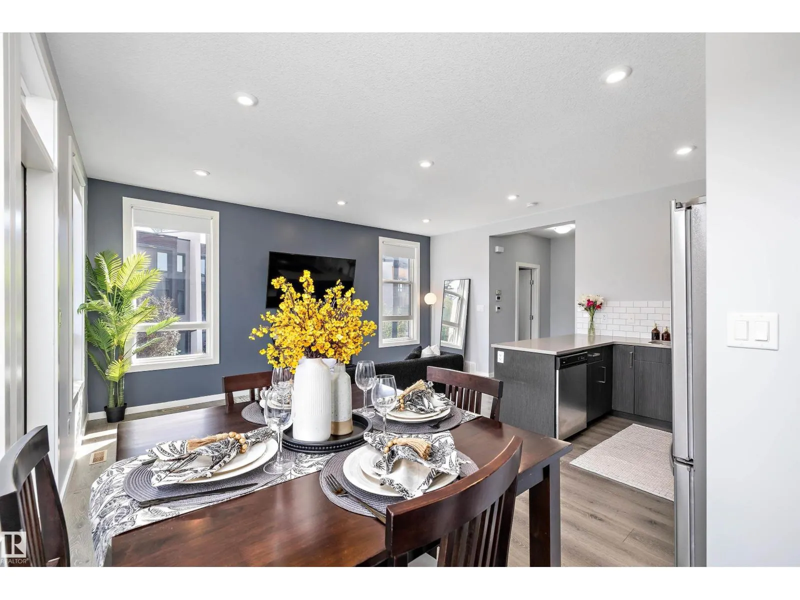 #106 1304 RUTHERFORD RD SW