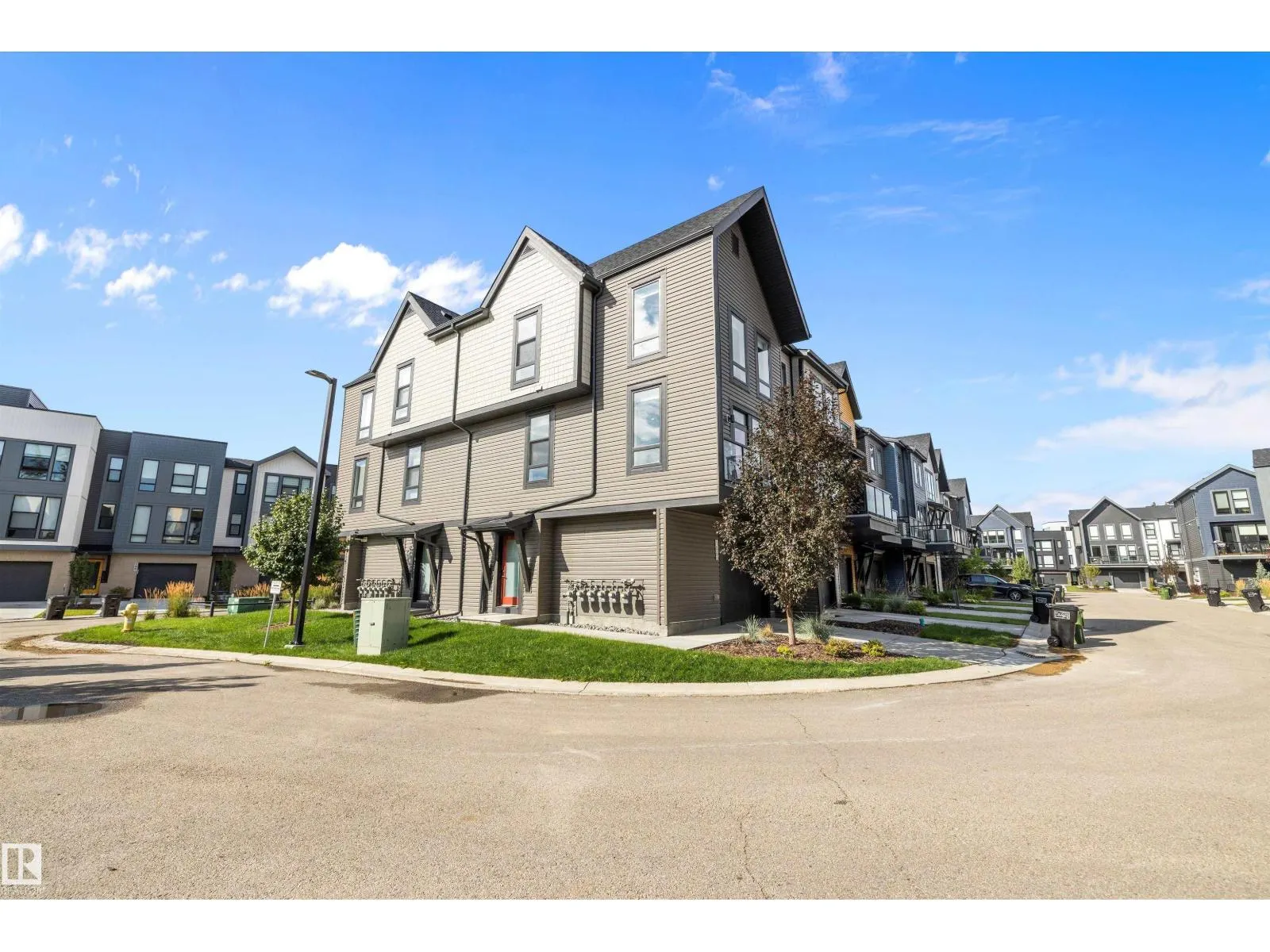 #106 1304 RUTHERFORD RD SW