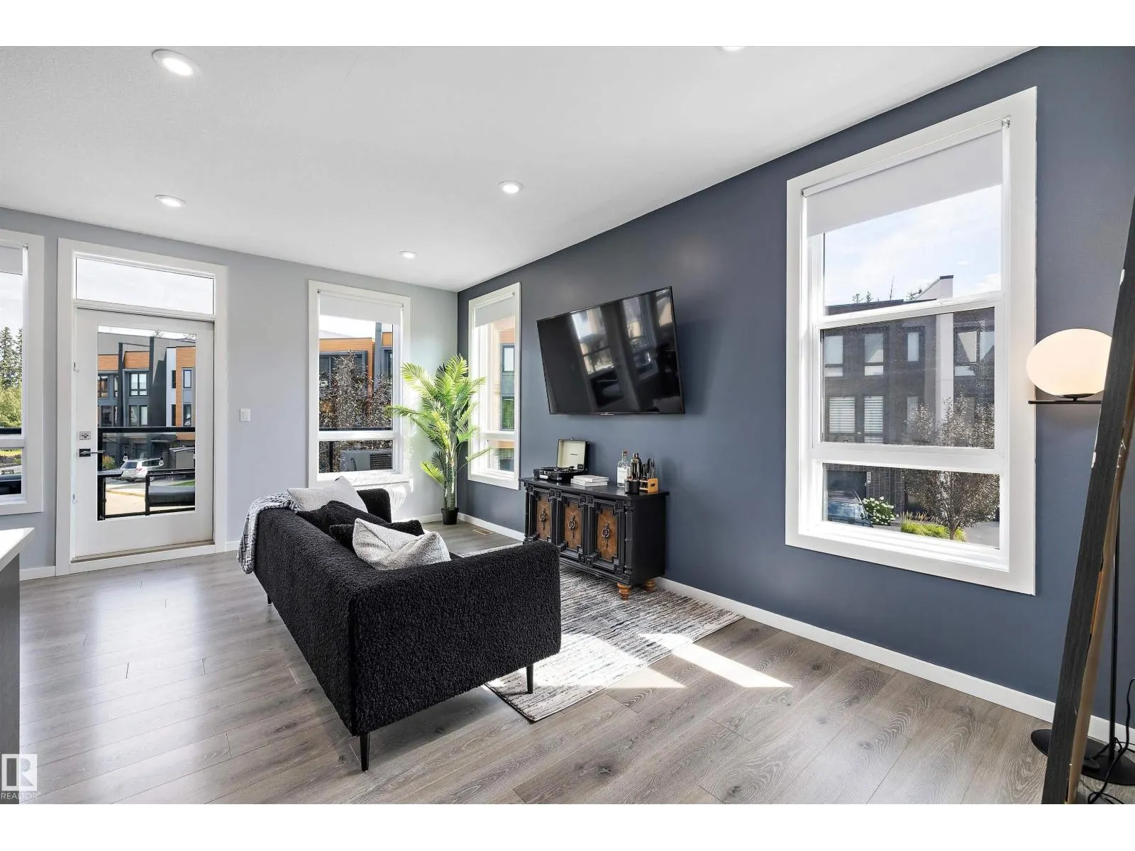 #106 1304 RUTHERFORD RD SW