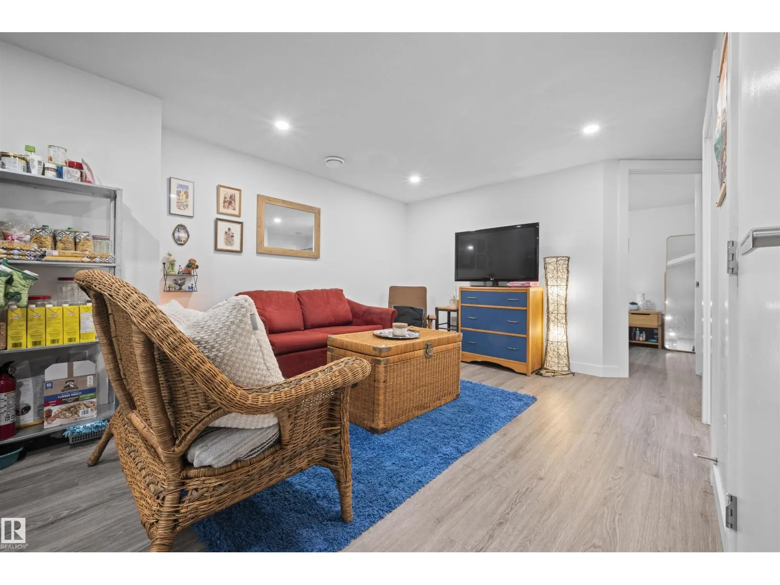 10966 117 ST NW