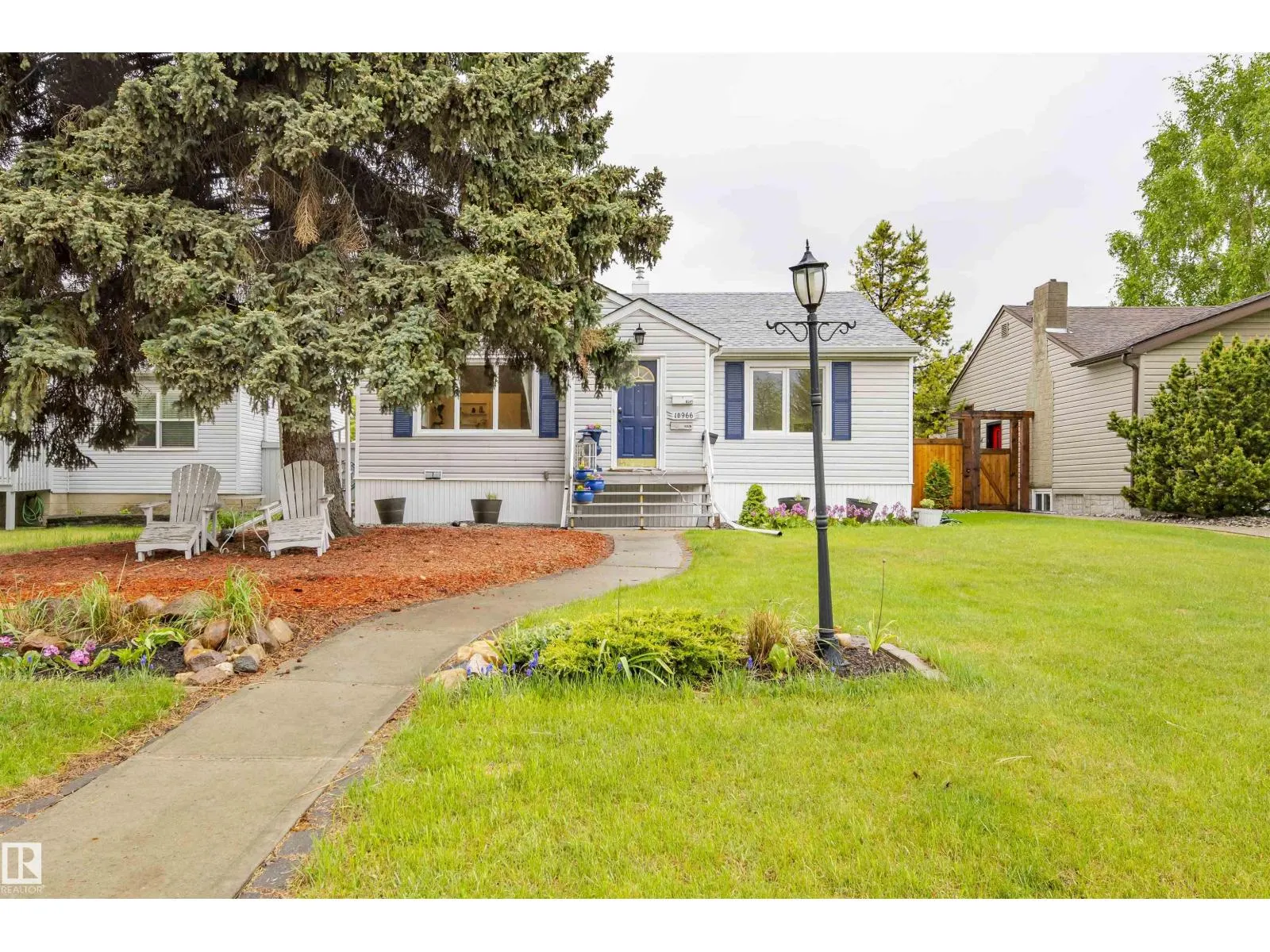 10966 117 ST NW
