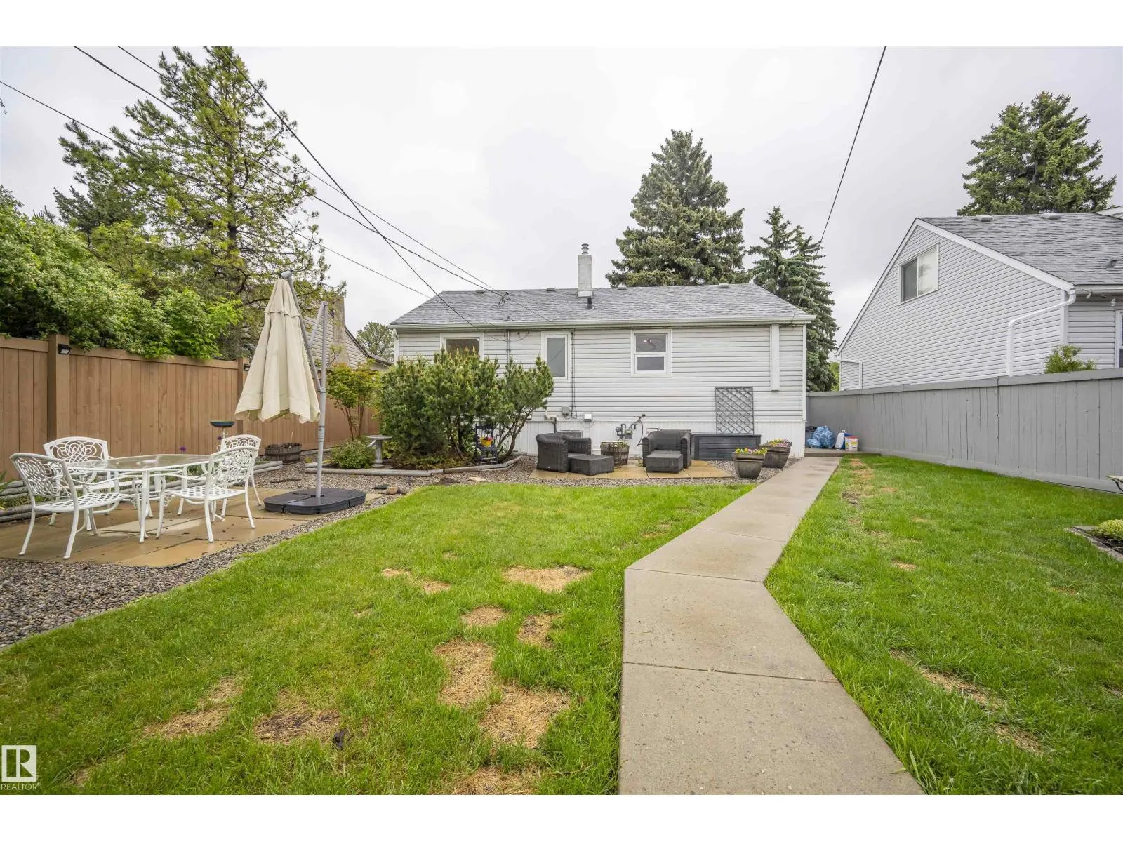 10966 117 ST NW