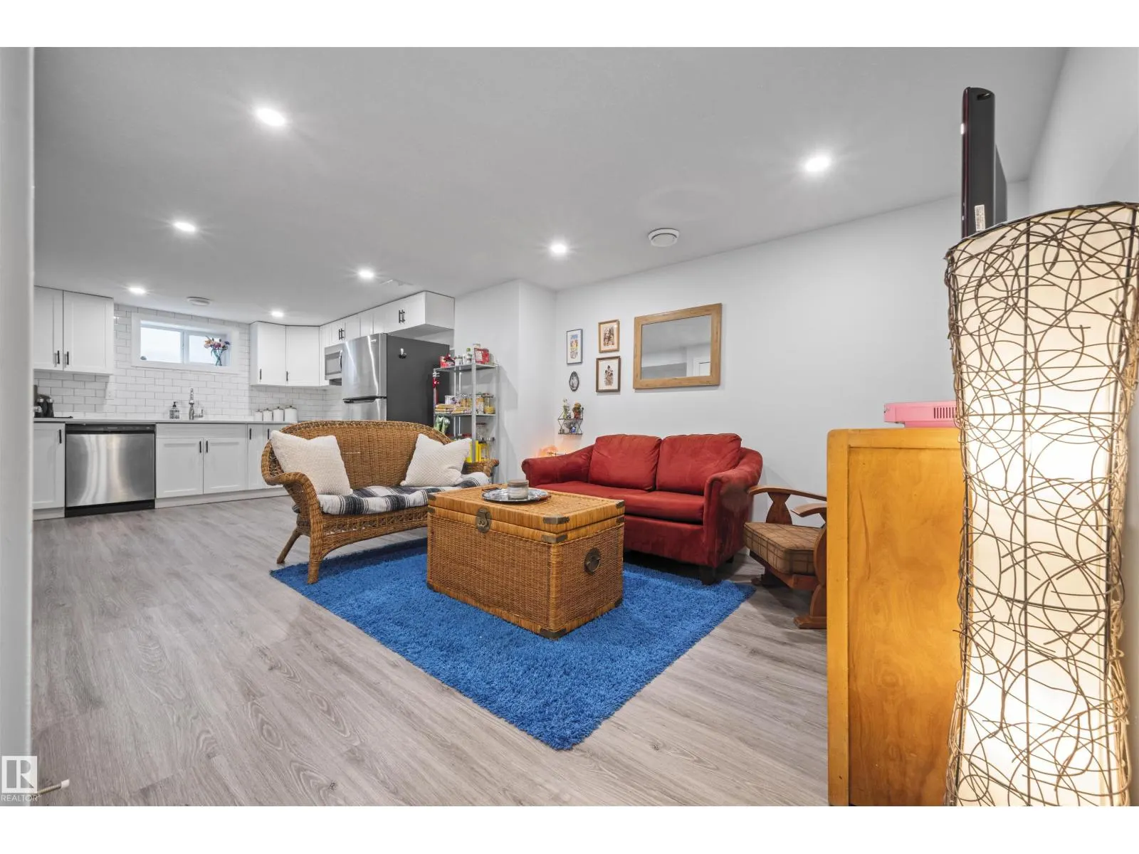 10966 117 ST NW