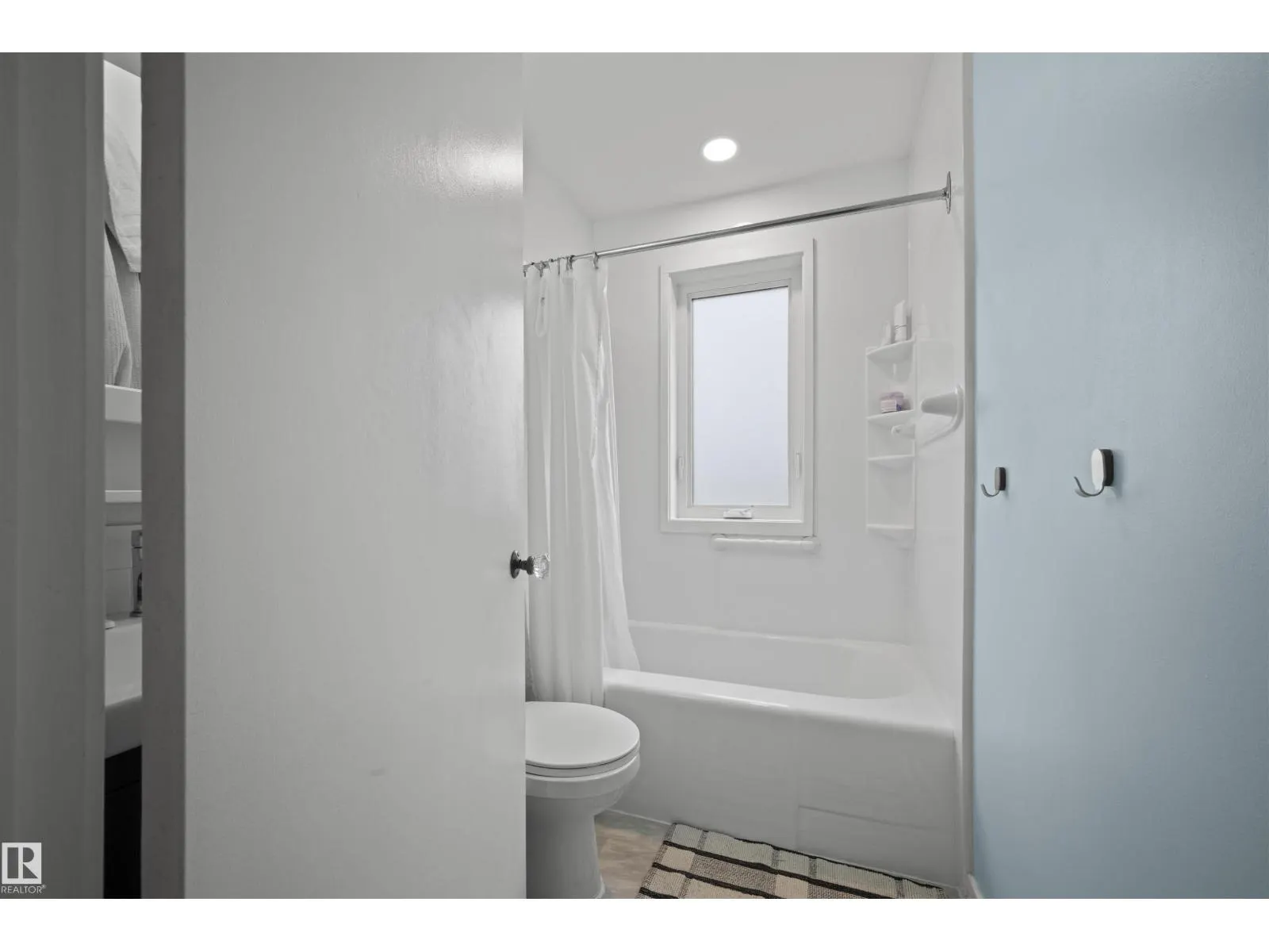 10966 117 ST NW