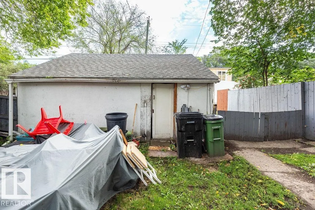 11551 68 ST NW