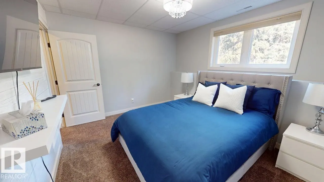 8125 B TWp RD 482