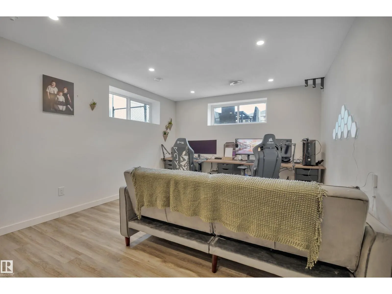 220 SIMPKINS BN