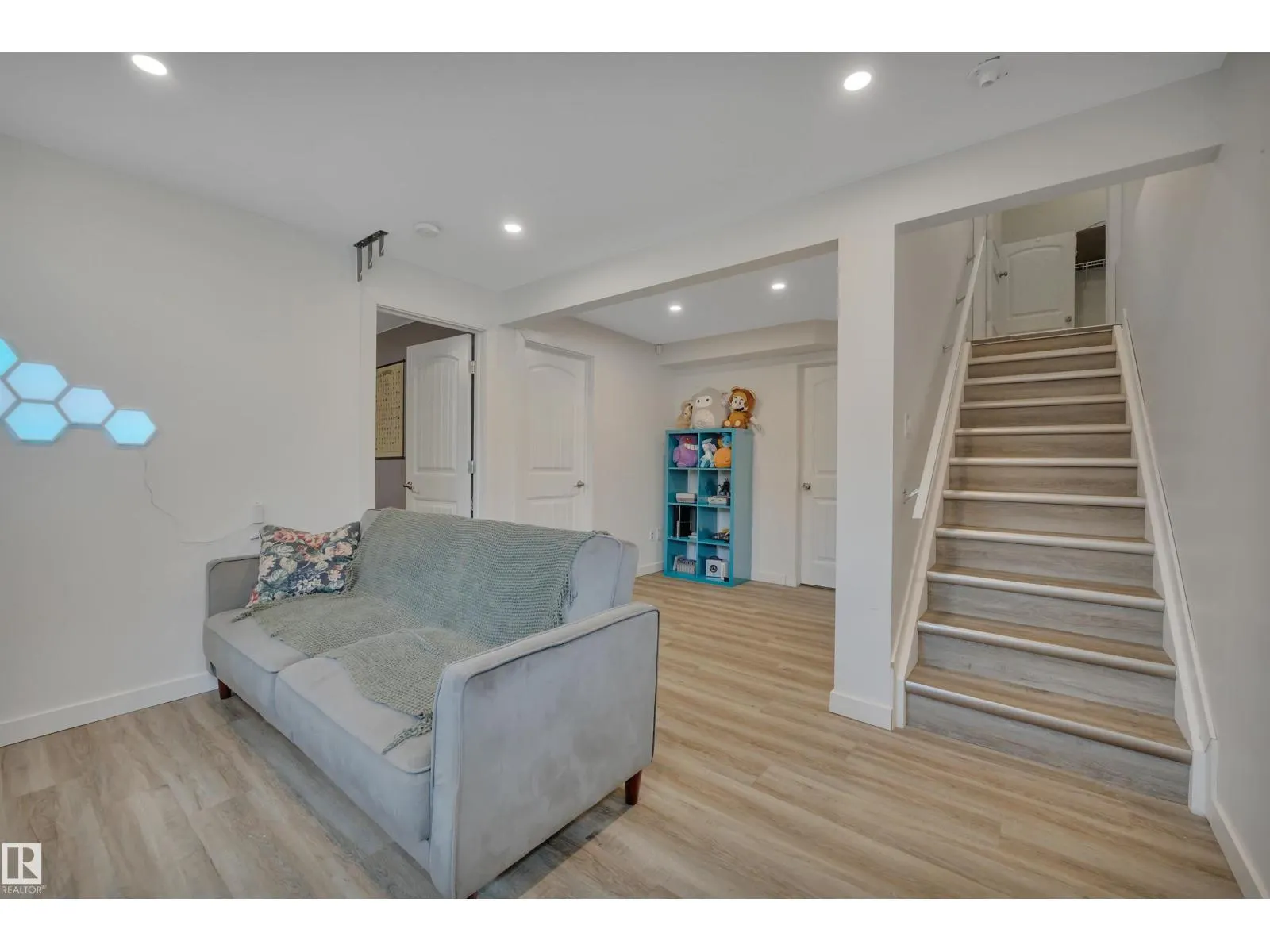 220 SIMPKINS BN