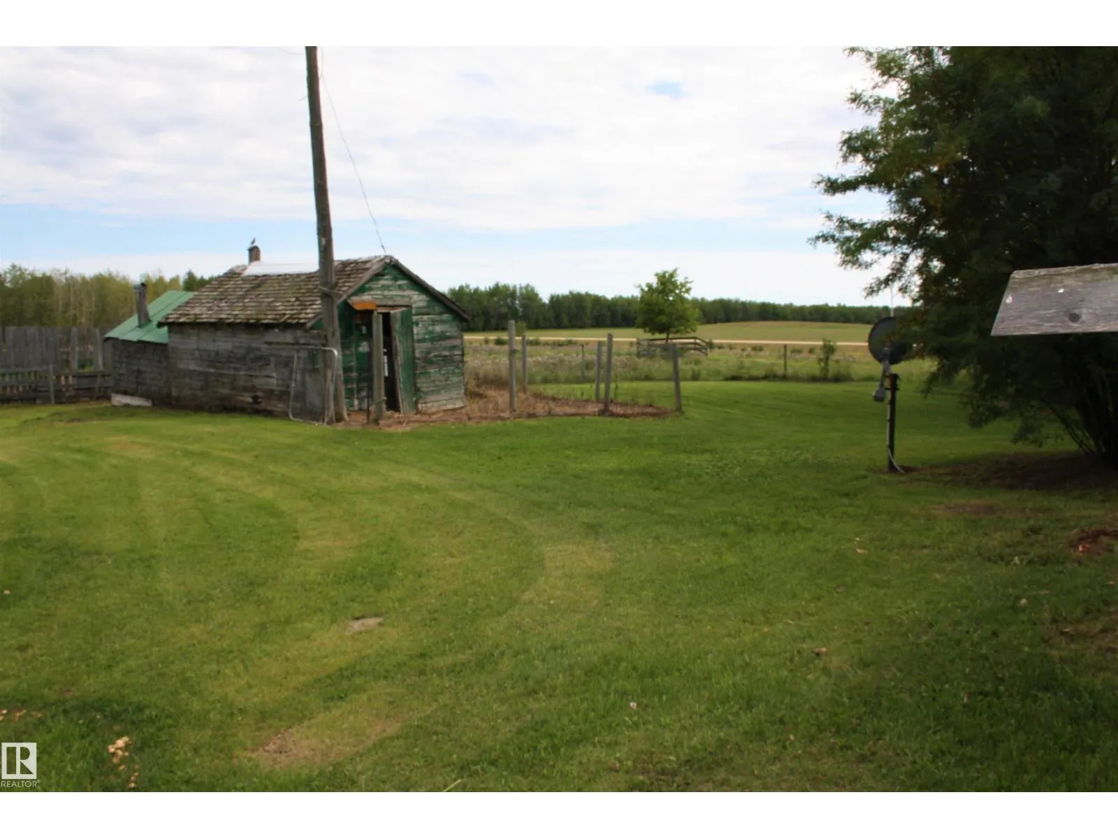 26308 Hwy 663