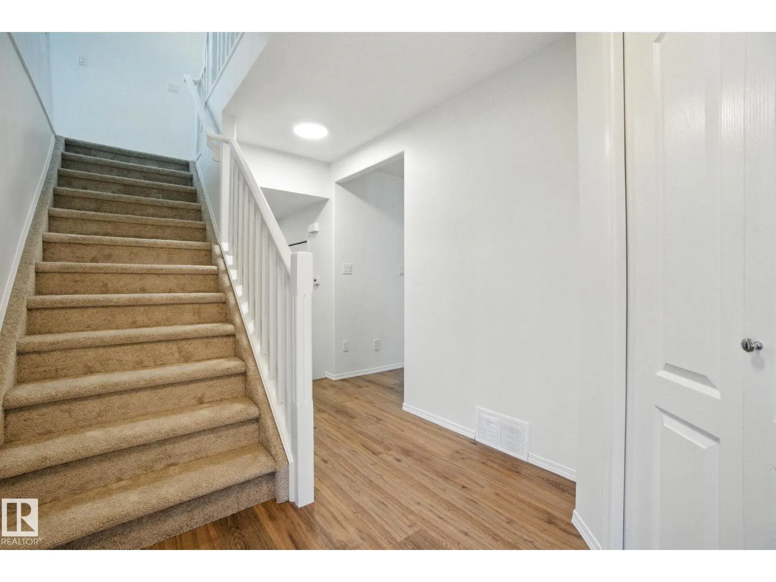 16765 112A ST NW