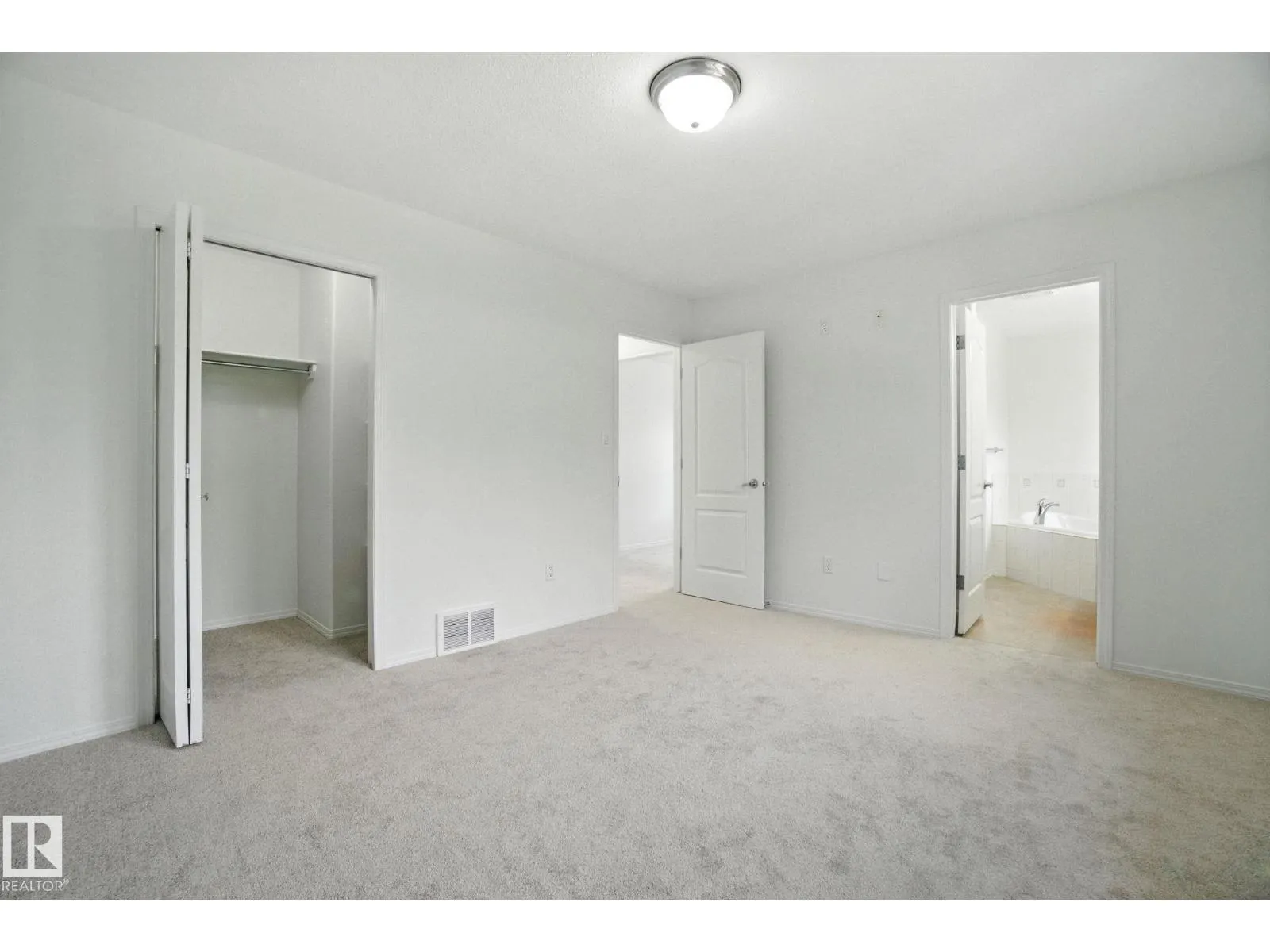 16765 112A ST NW