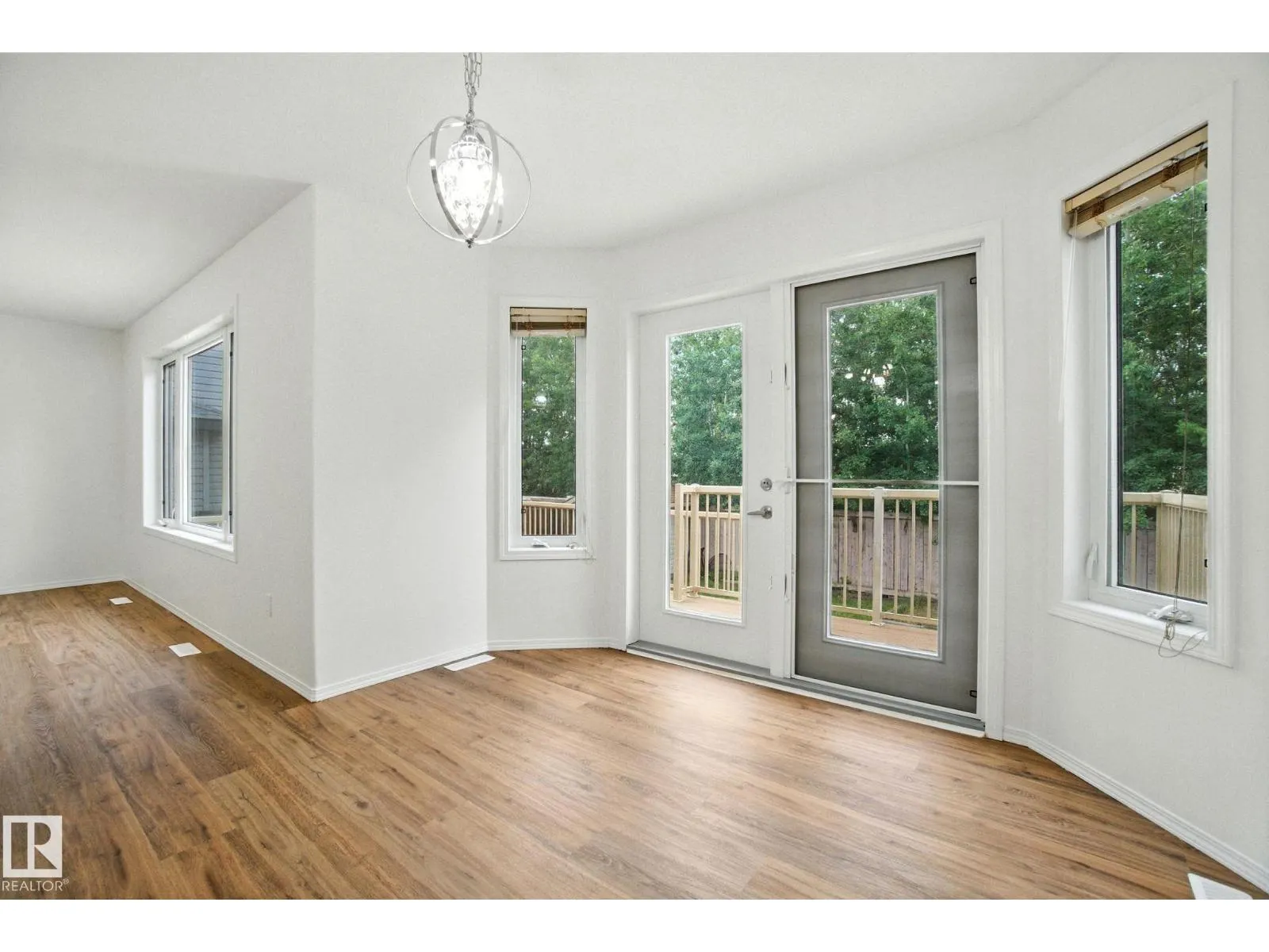 16765 112A ST NW