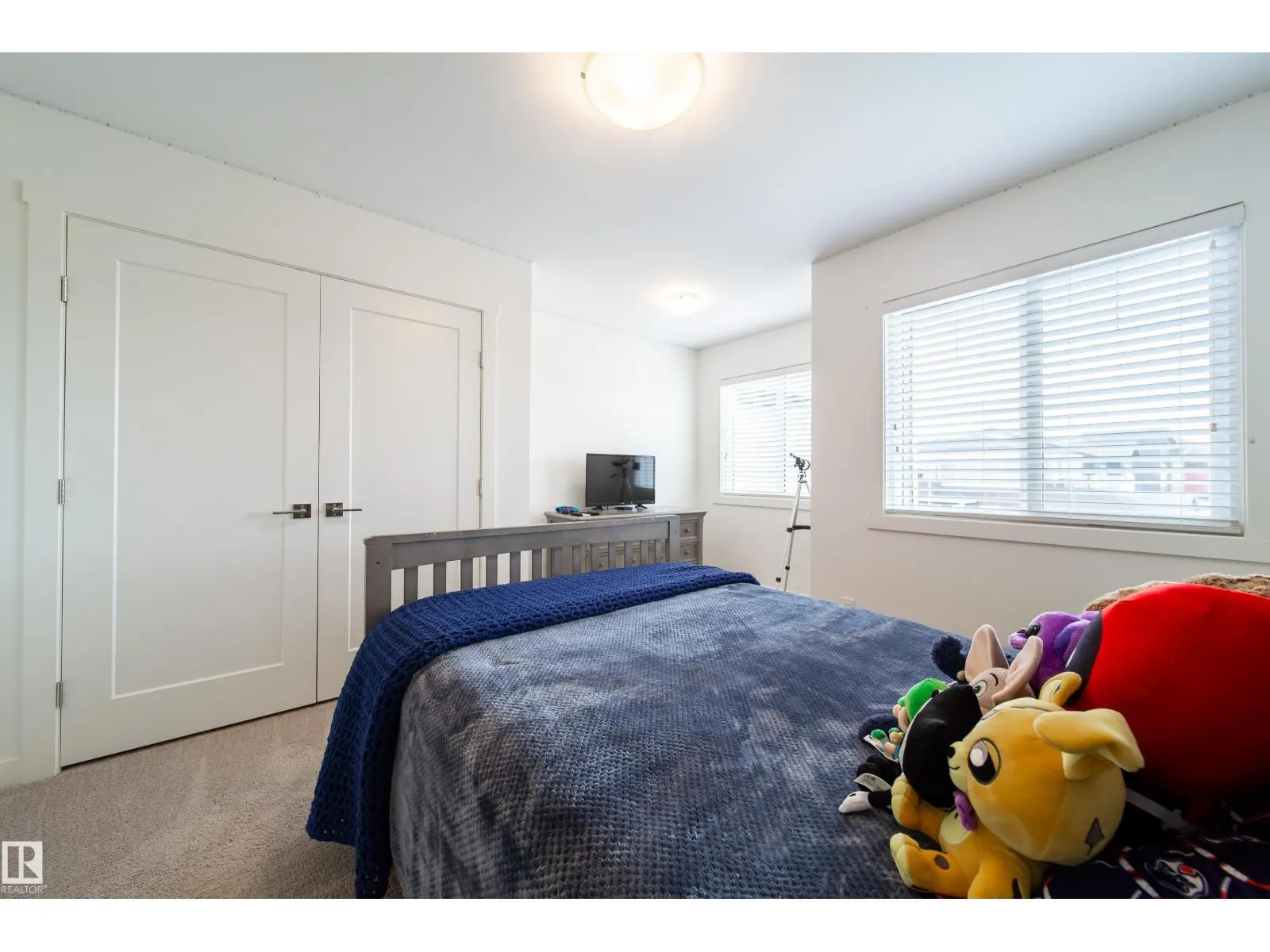 6204 67 ST
