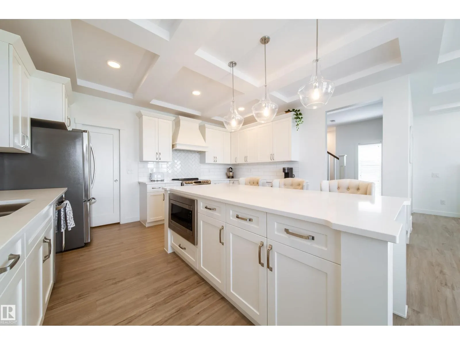 6204 67 ST
