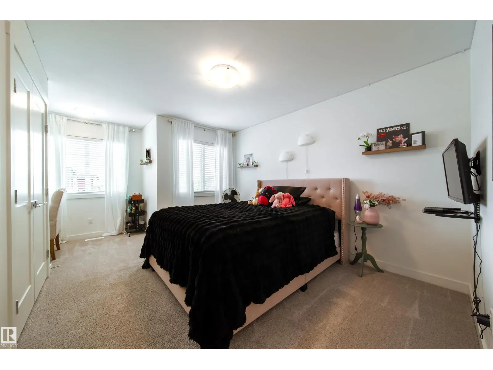 6204 67 ST