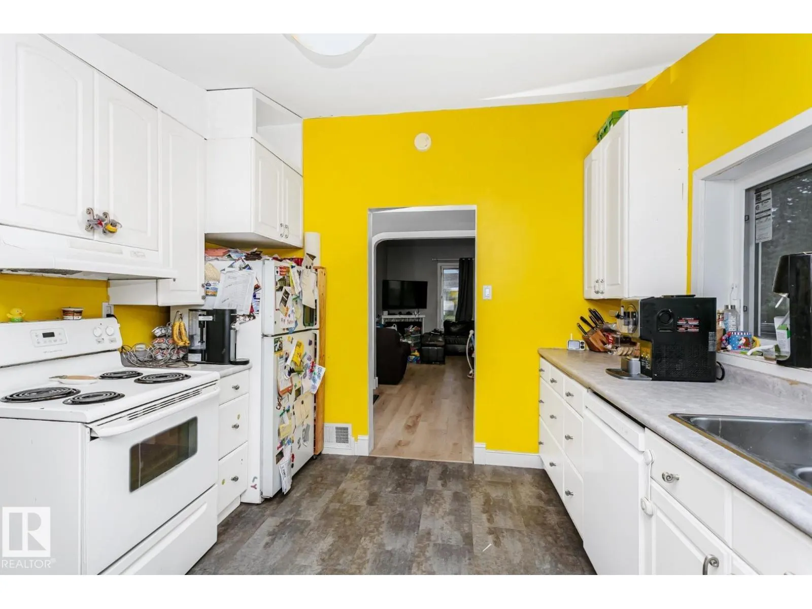 11810 55 ST NW