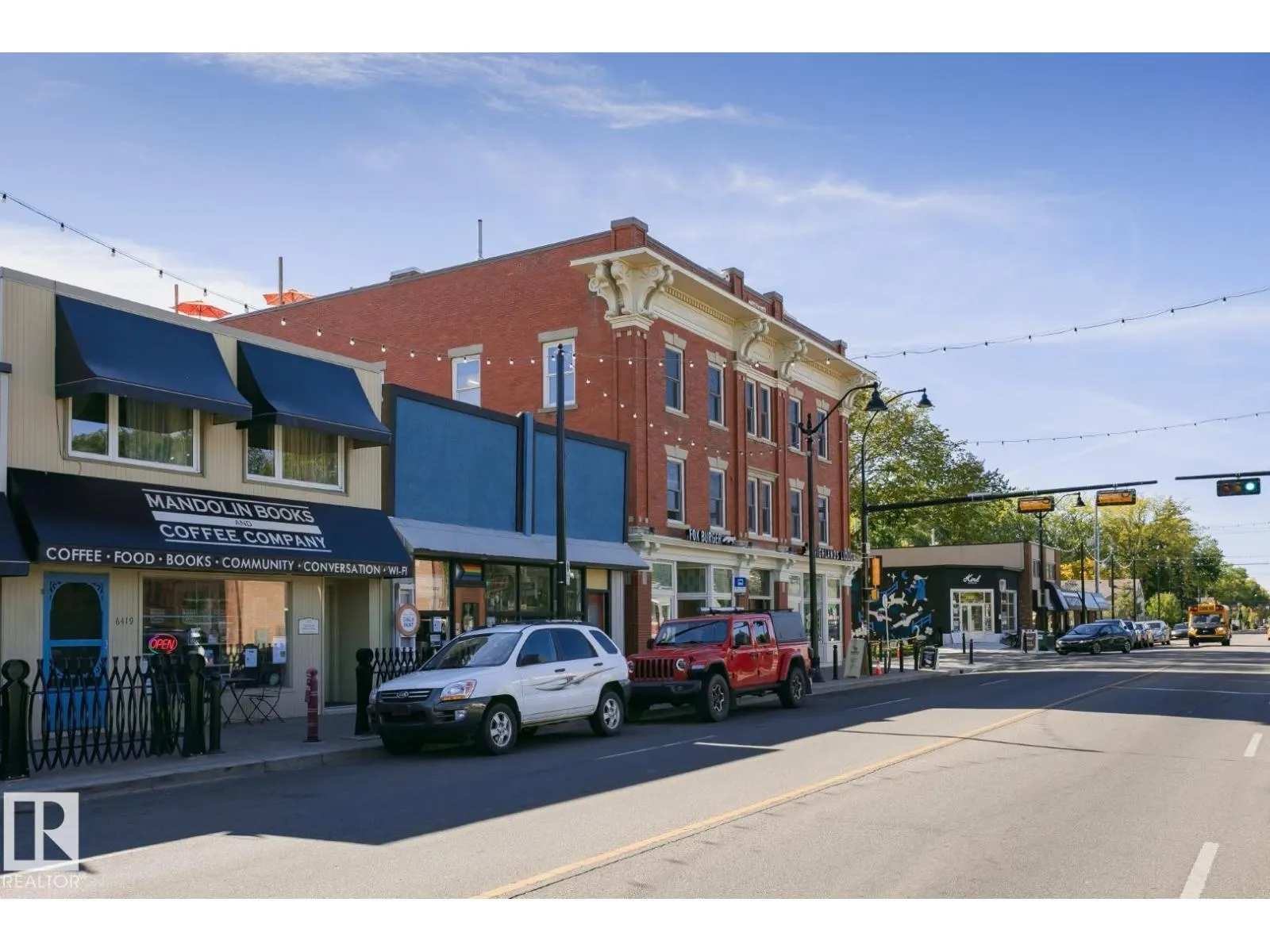 11810 55 ST NW