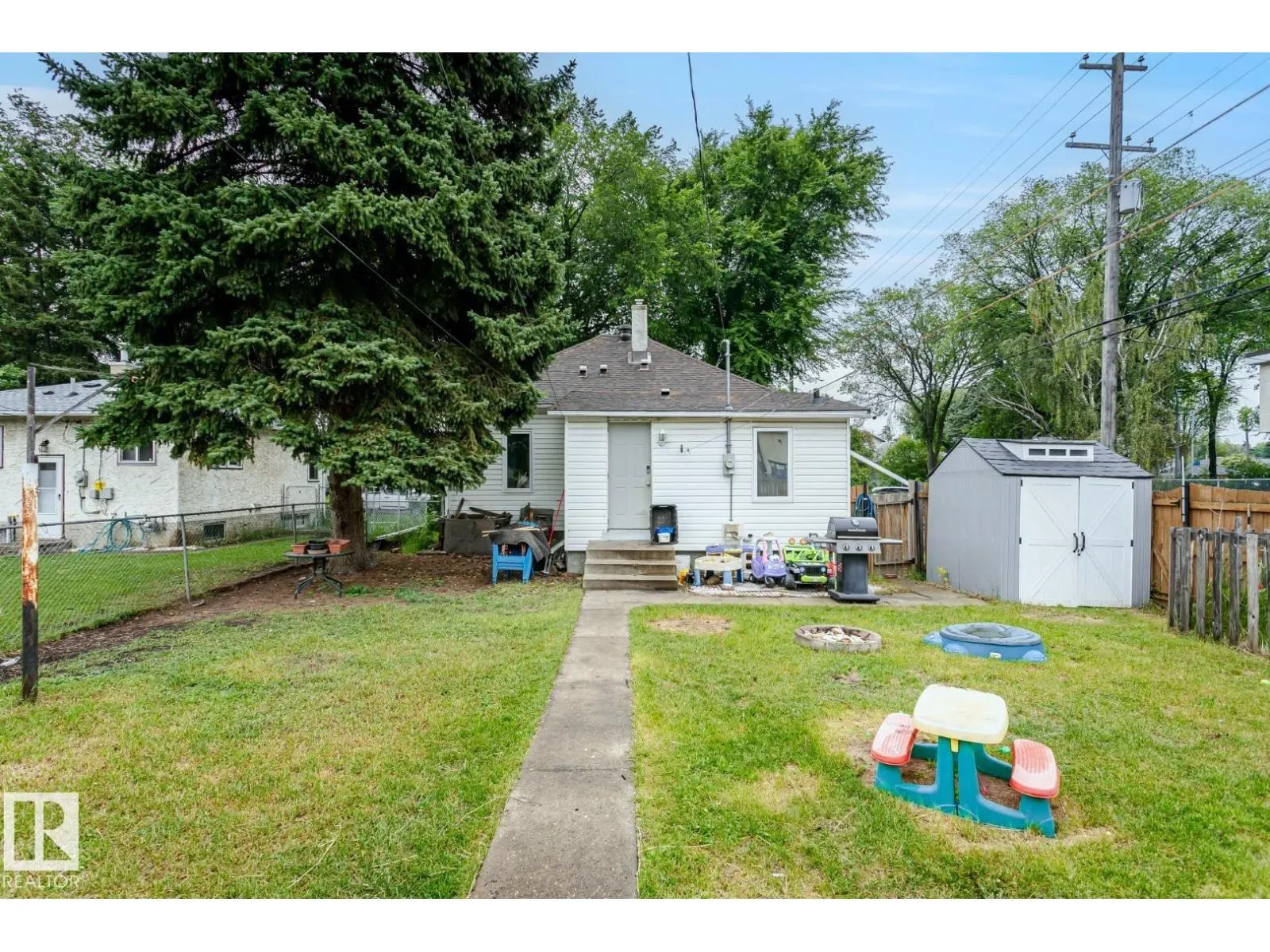 11810 55 ST NW