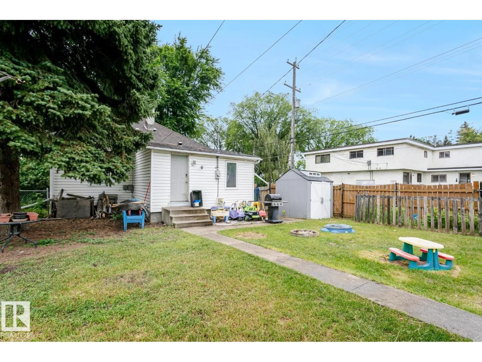 11810 55 ST NW