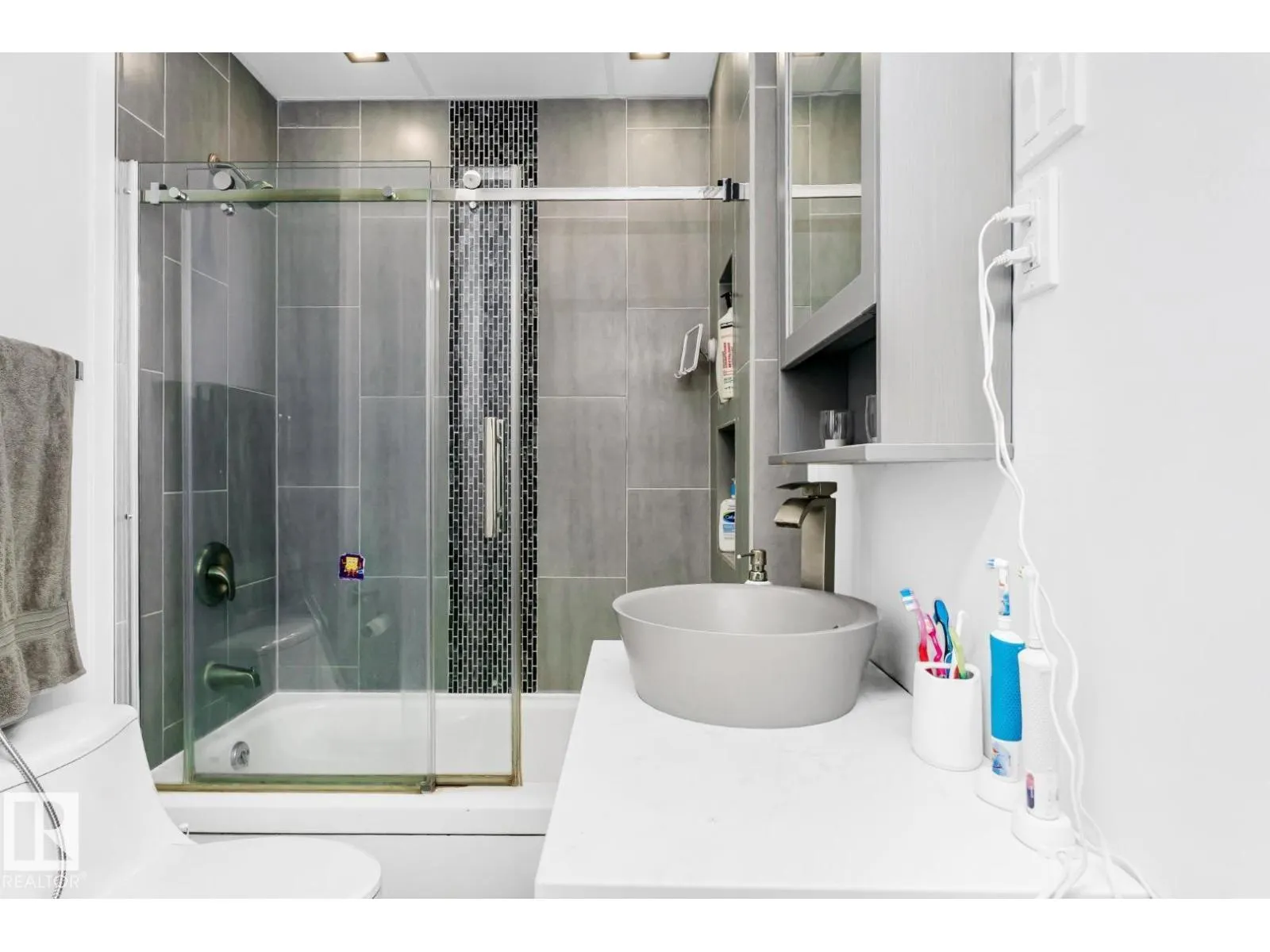 11810 55 ST NW