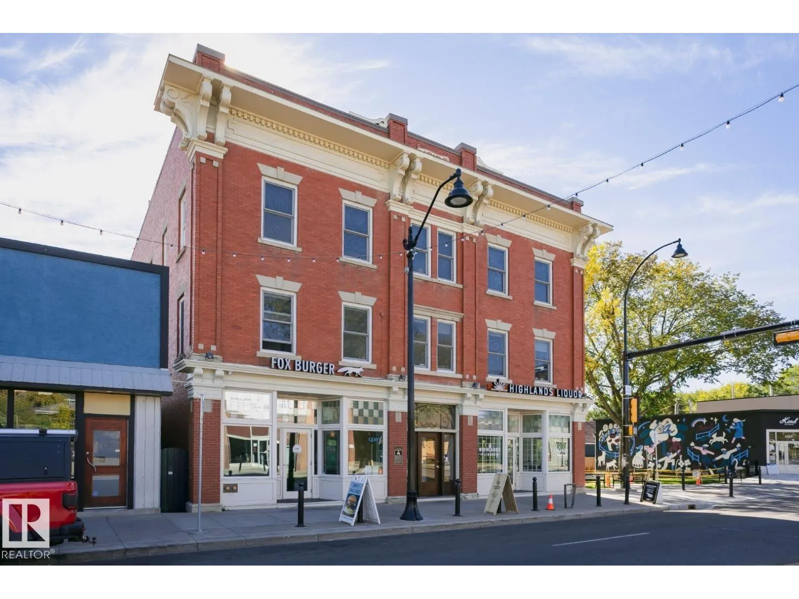 11810 55 ST NW
