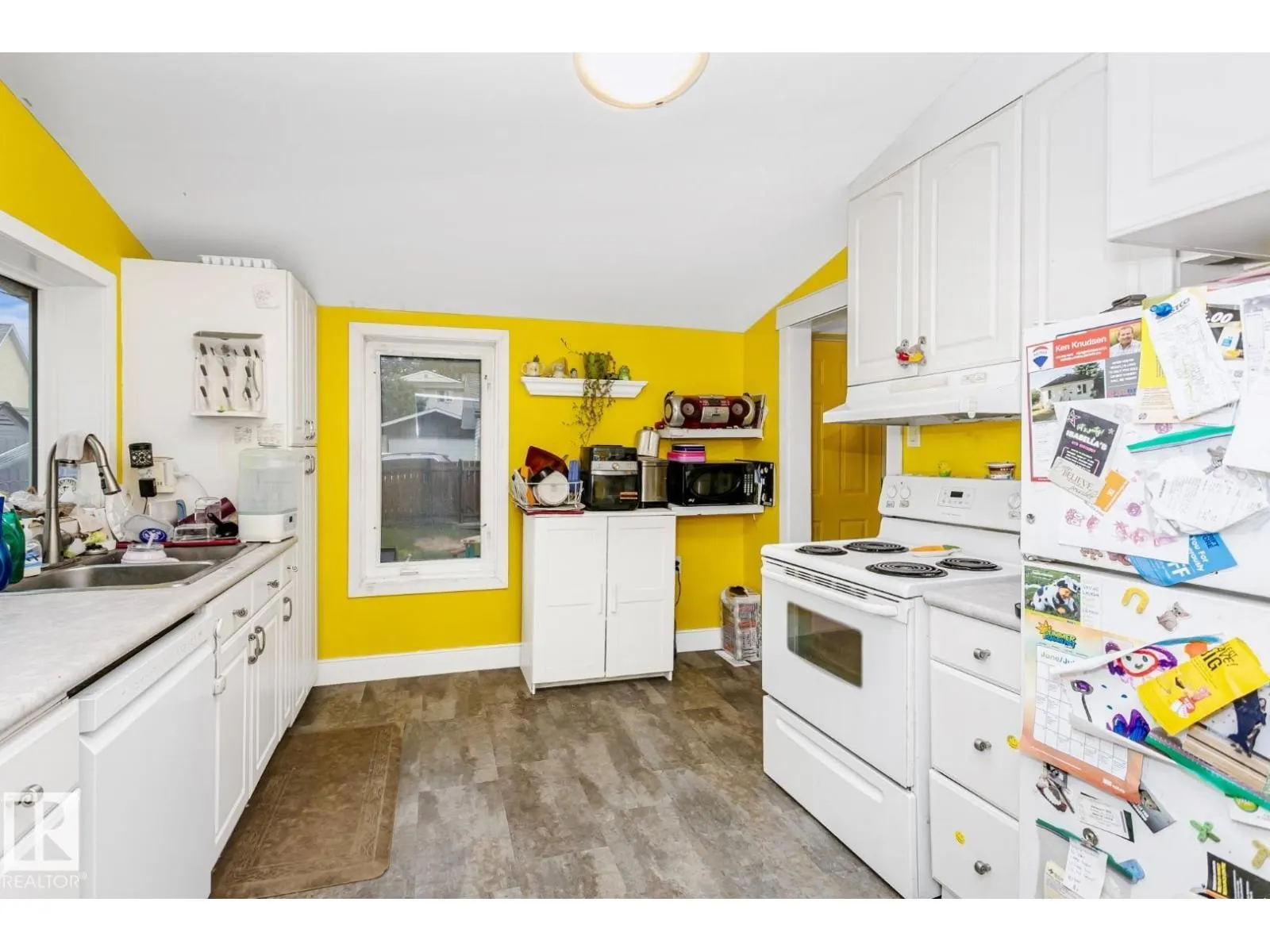 11810 55 ST NW