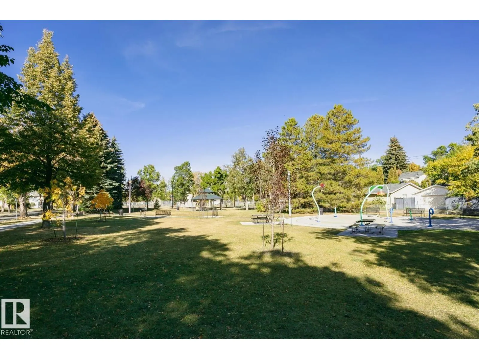 11810 55 ST NW