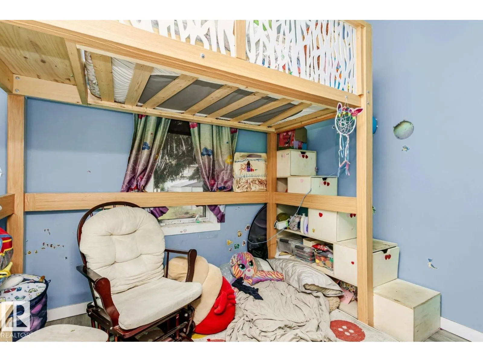 11810 55 ST NW
