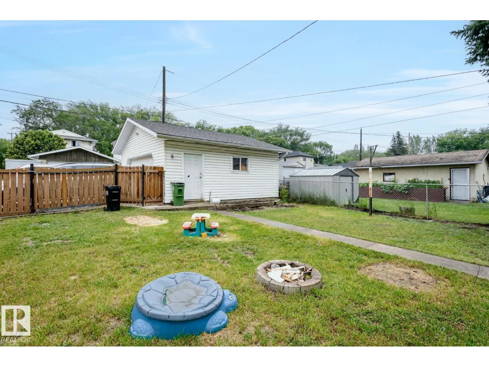 11810 55 ST NW