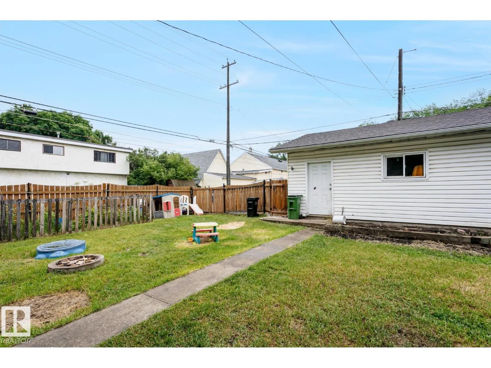 11810 55 ST NW