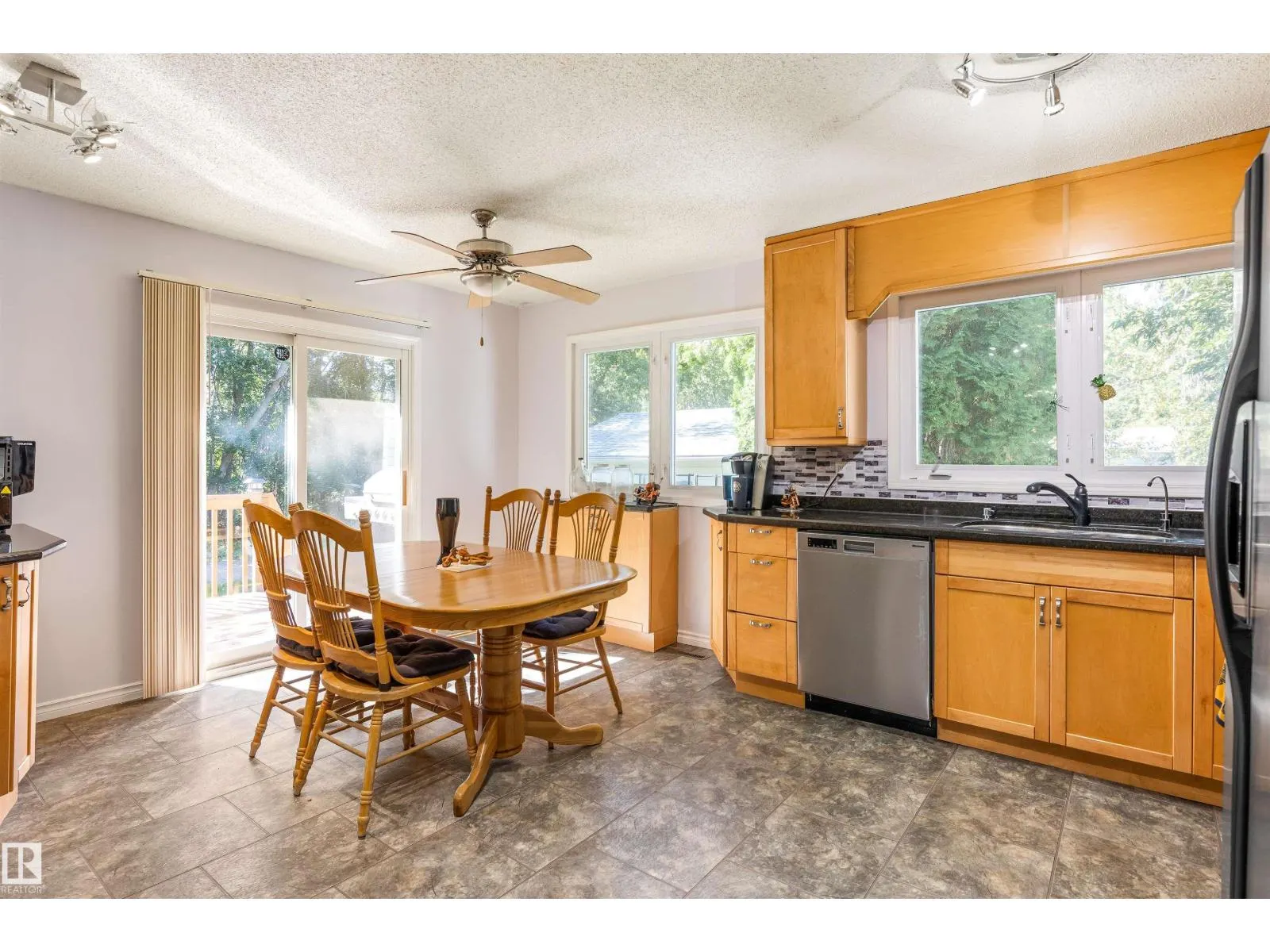 1700 LAKESIDE DR