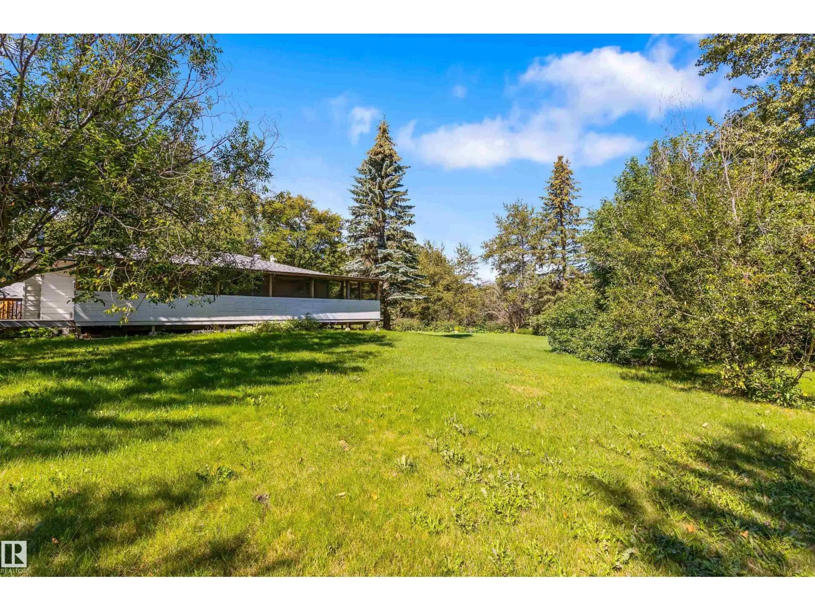 1700 LAKESIDE DR
