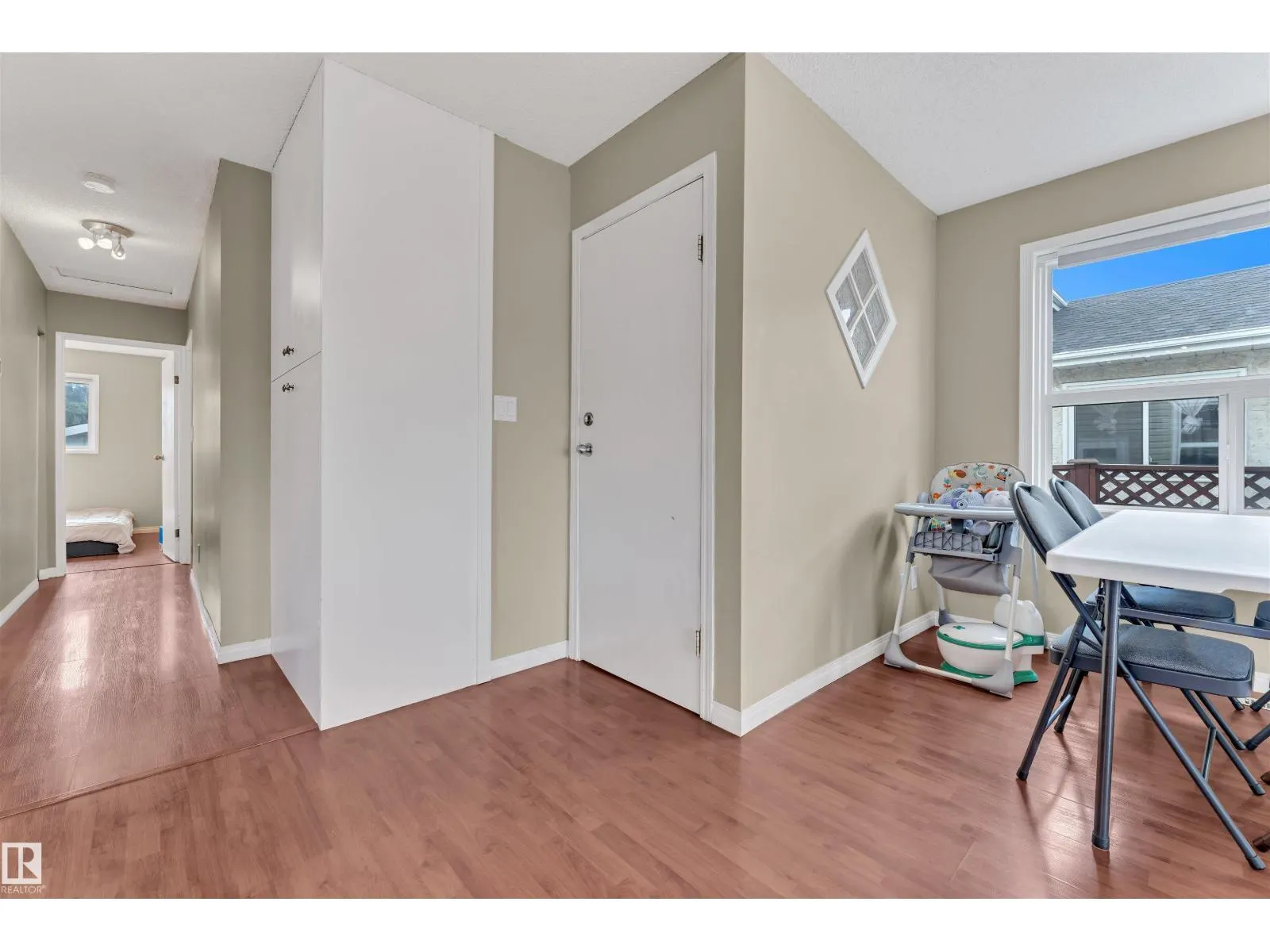 18615 75 AV NW