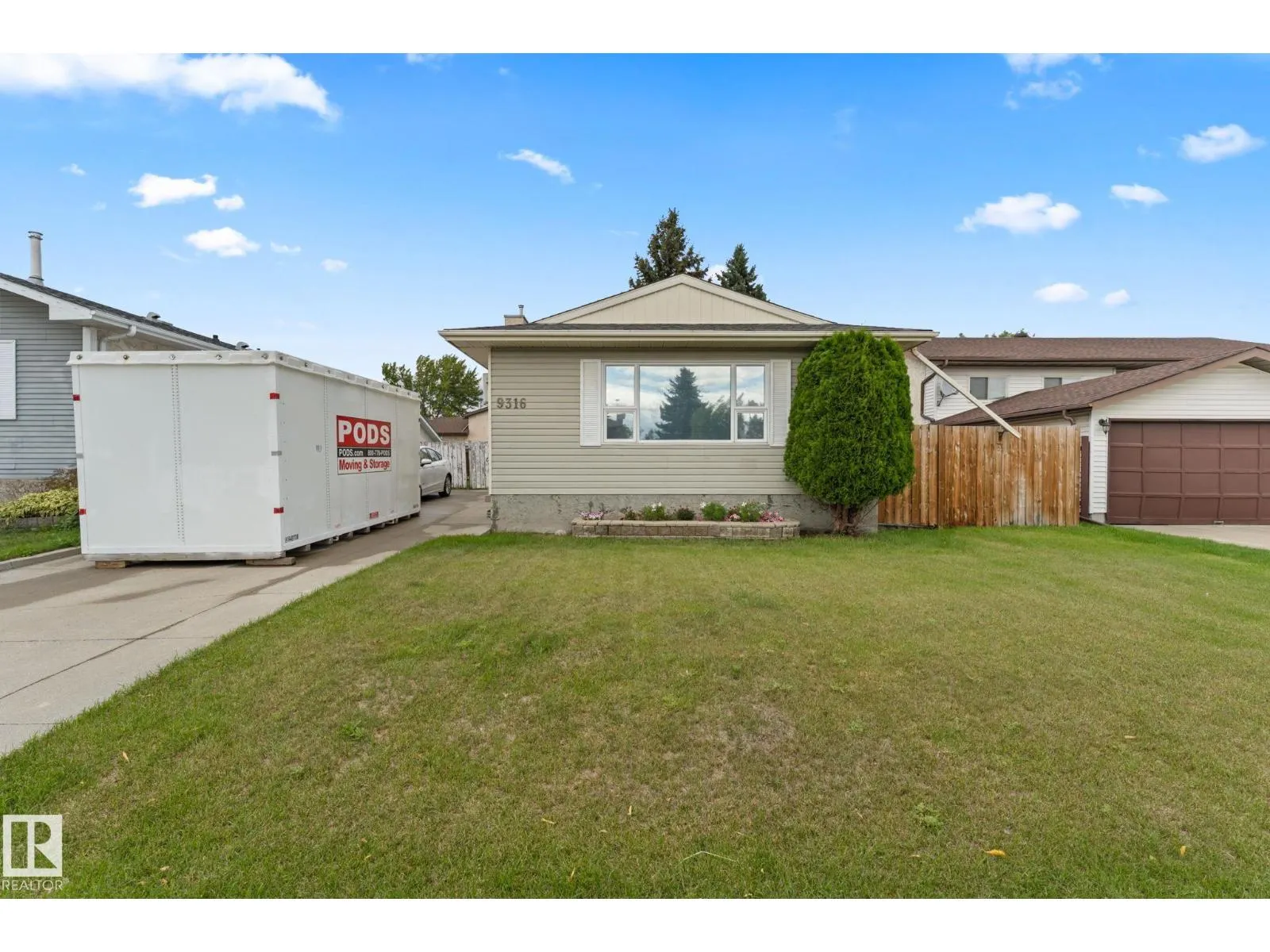 9316 177 AV NW