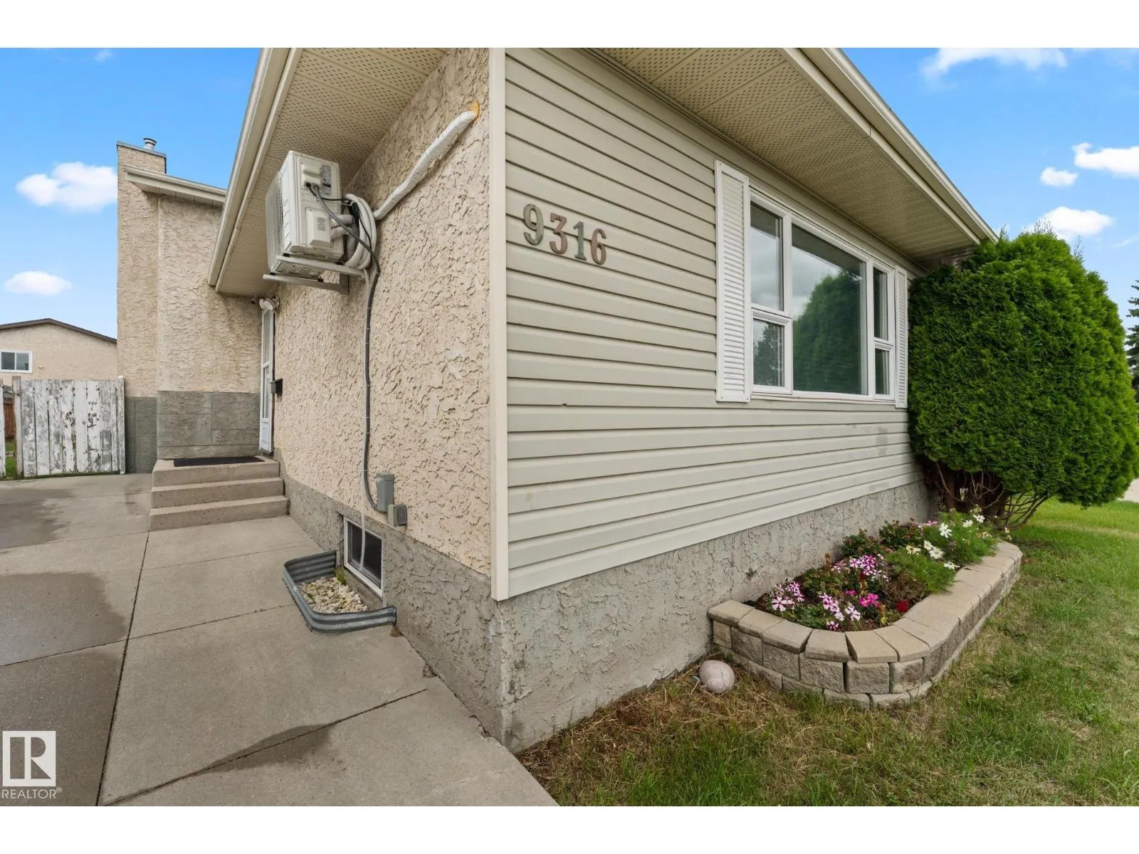 9316 177 AV NW