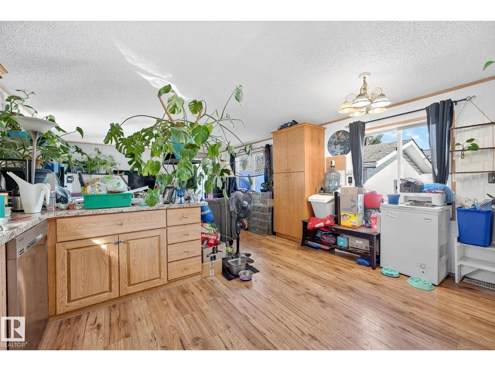 #149 3400 48 ST