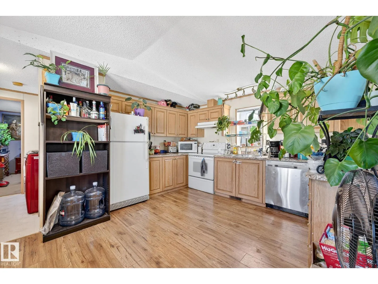 #149 3400 48 ST