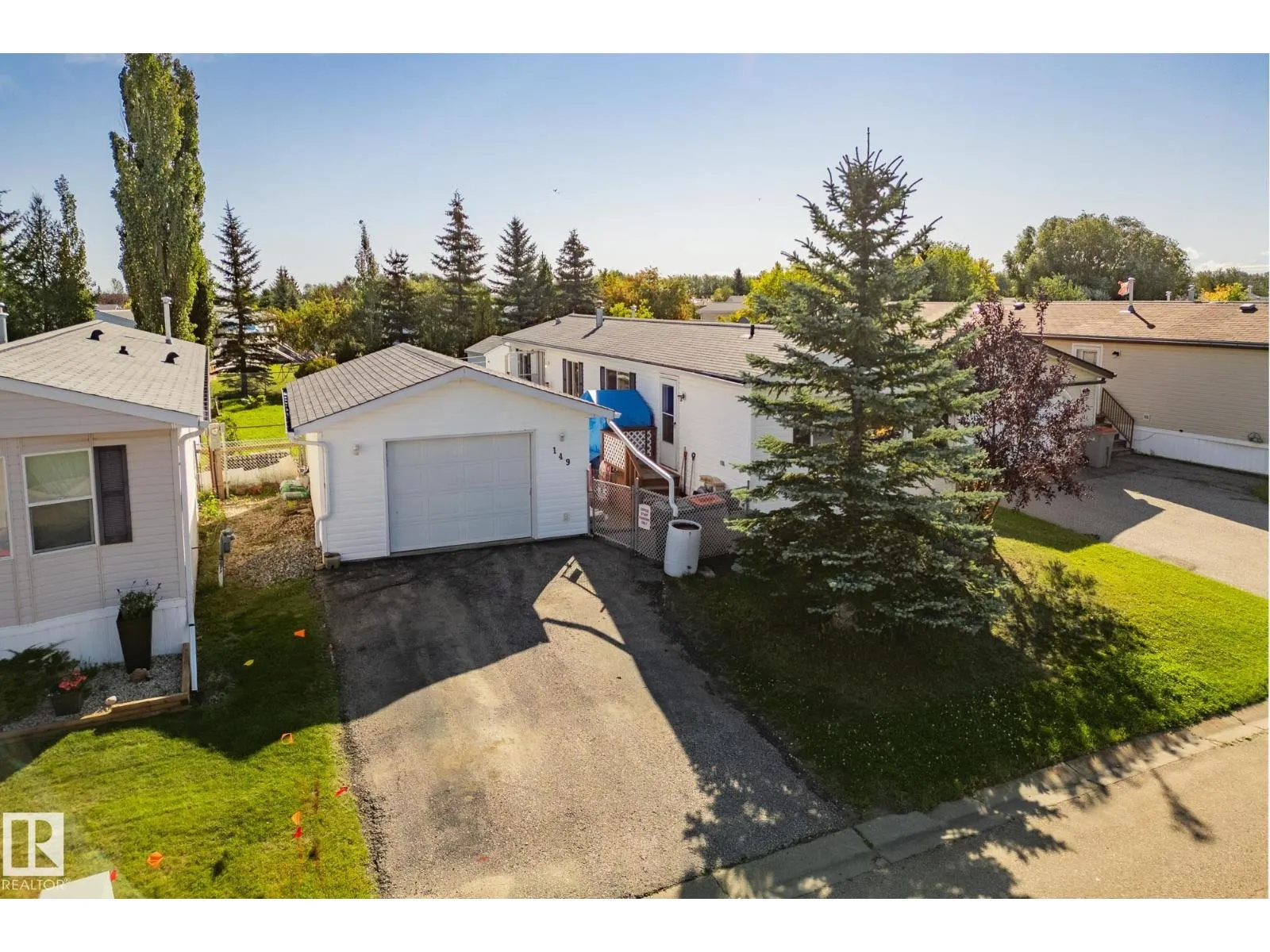 #149 3400 48 ST