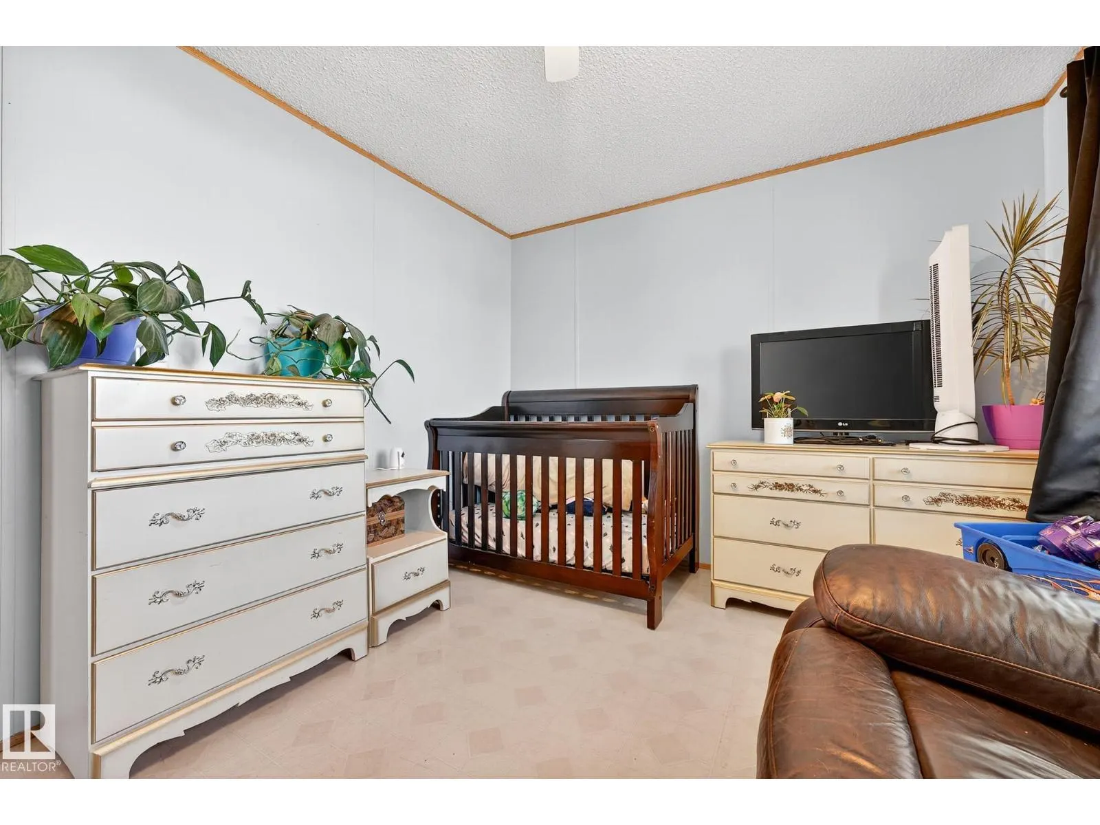 #149 3400 48 ST