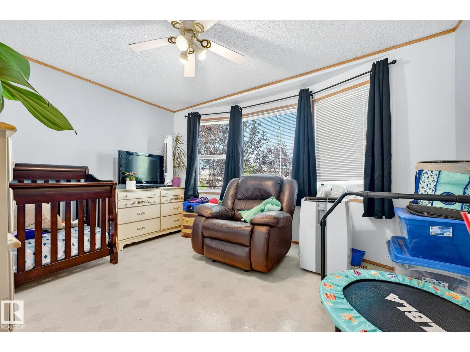 #149 3400 48 ST