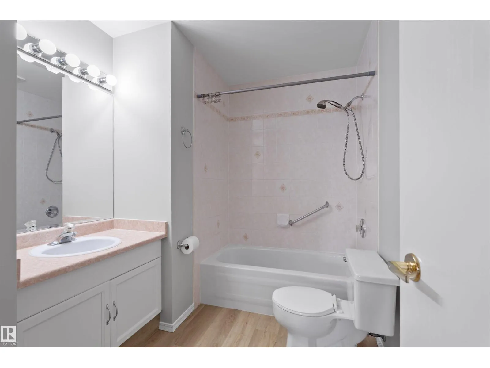 #306 10610 76 ST NW