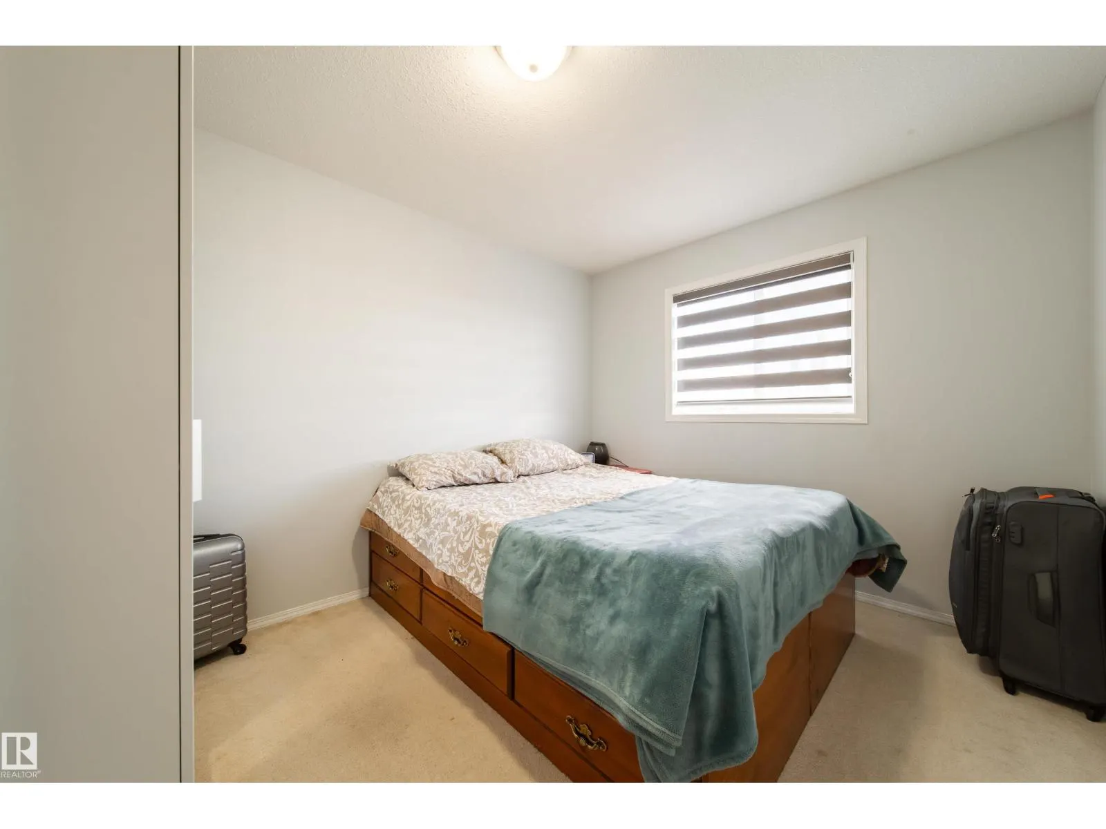 1905 36 AV NW