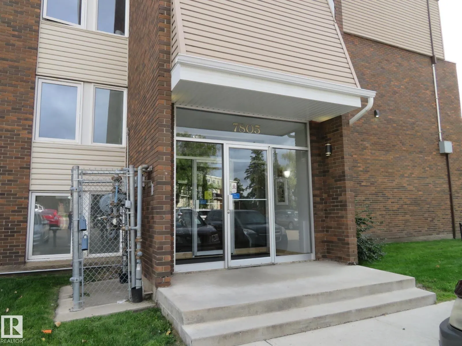 #205 7805 159 ST NW