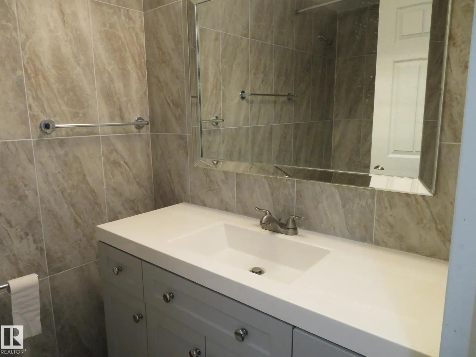 #205 7805 159 ST NW