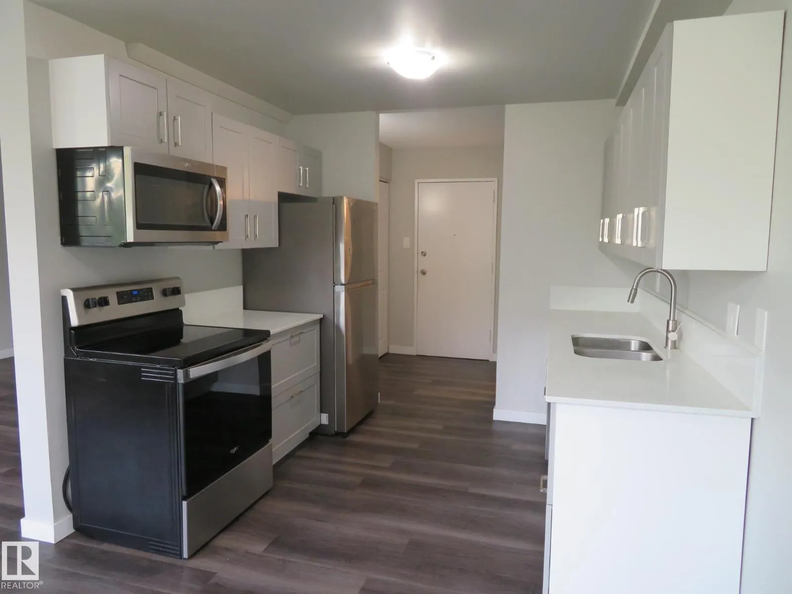 #205 7805 159 ST NW