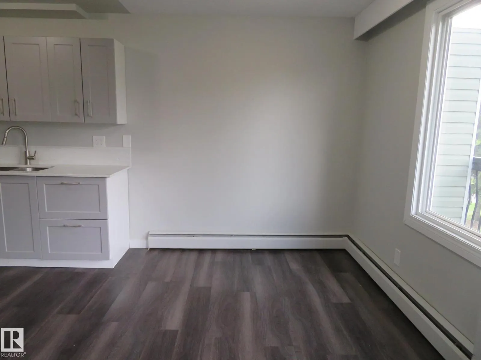 #205 7805 159 ST NW