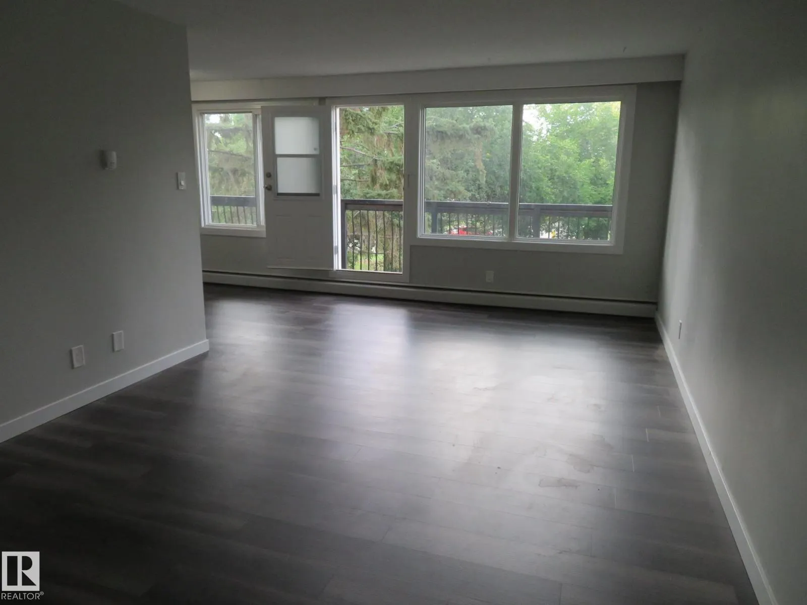 #205 7805 159 ST NW