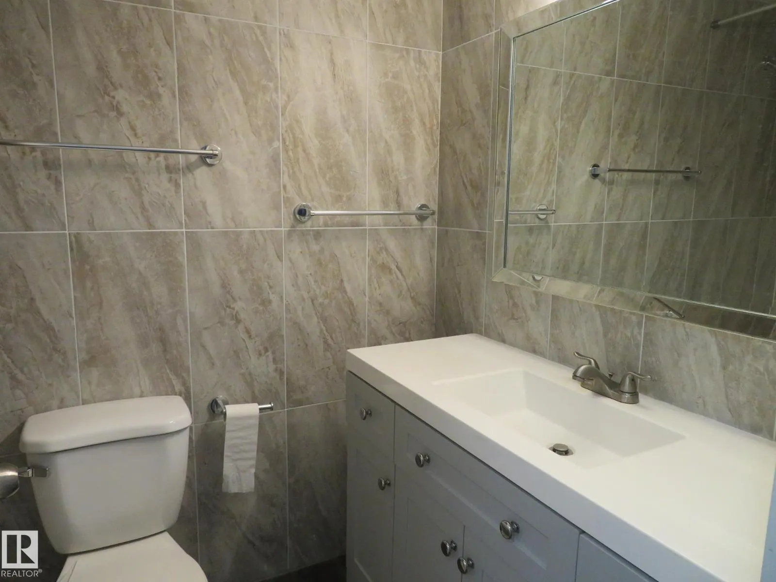 #205 7805 159 ST NW