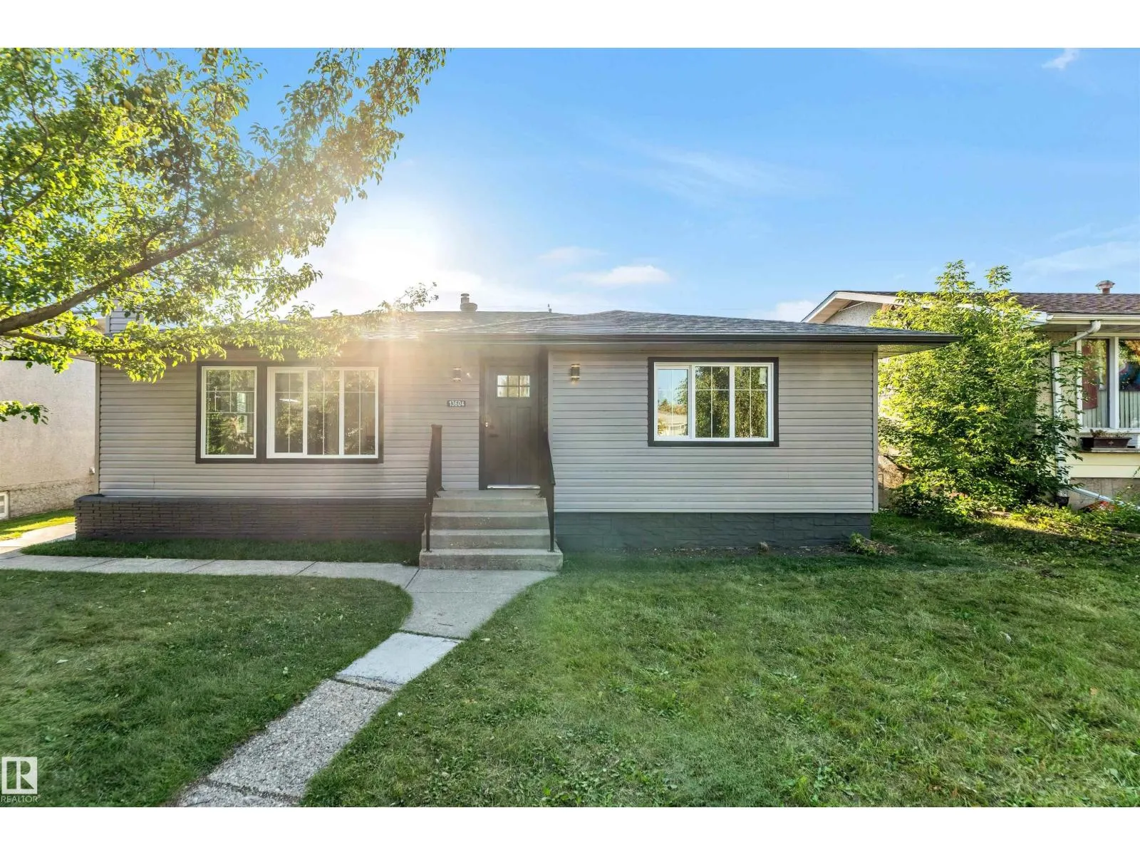 13604 139 ST NW